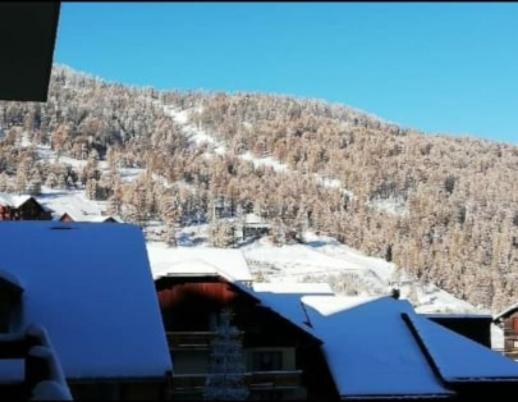 appartement station Risoul 1850 pied des pistes LE VILLARET 2 Extérieur photo