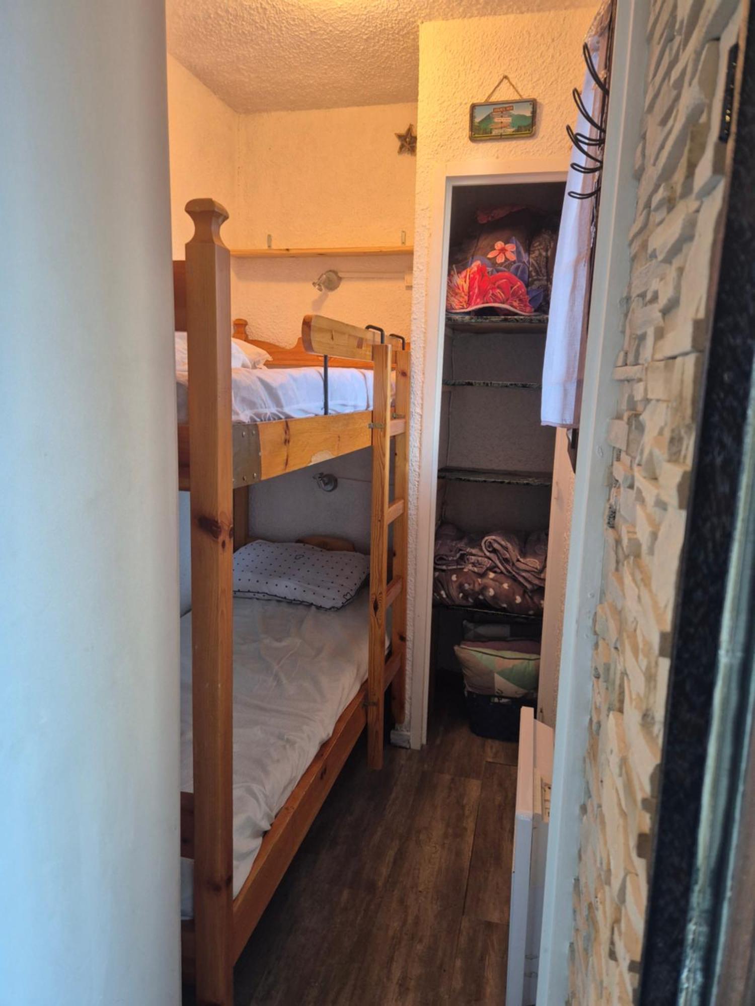 appartement station Risoul 1850 pied des pistes LE VILLARET 2 Extérieur photo